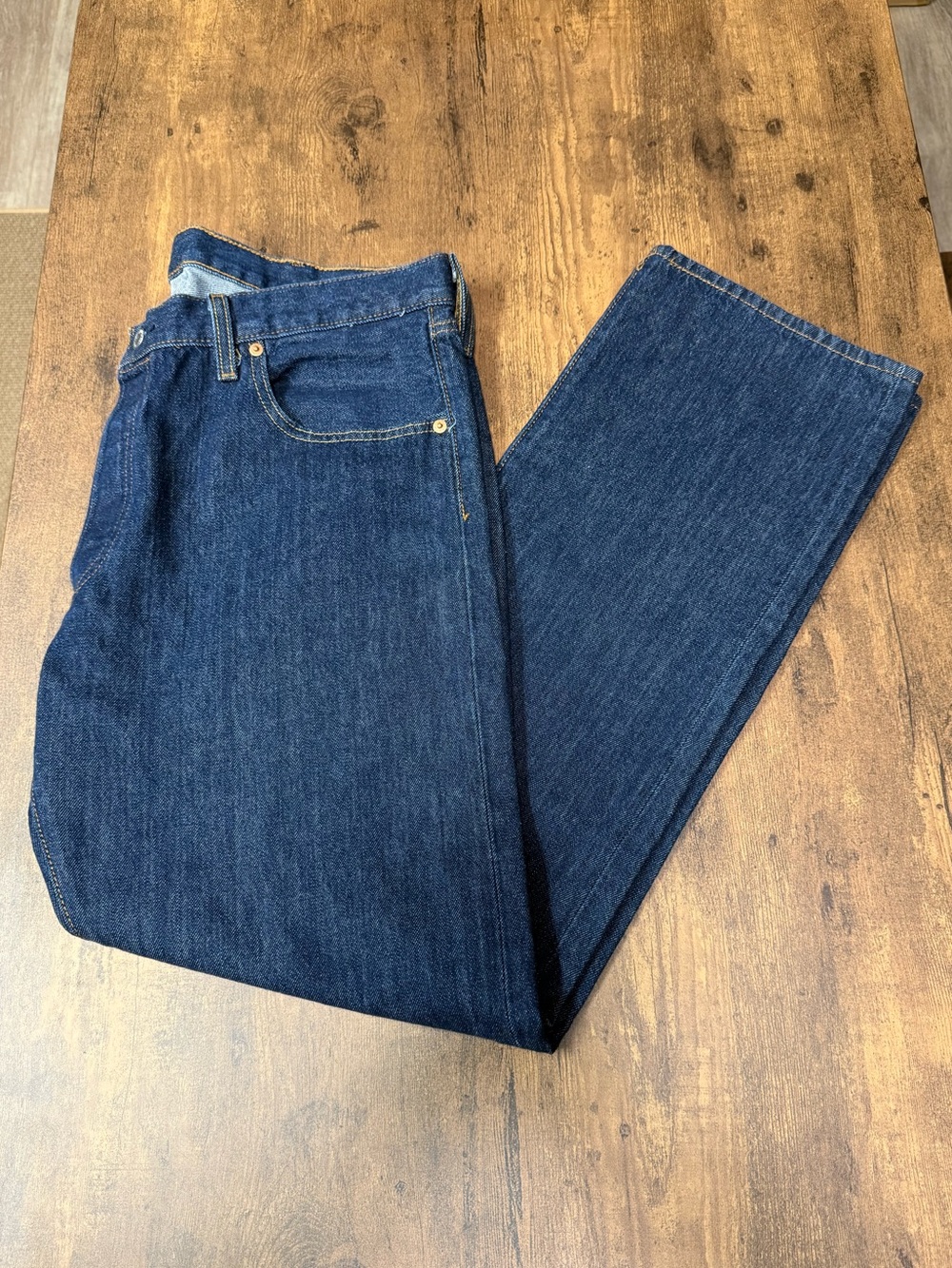 Almost New Levi’s Men’s 501 Original Fit 38x32 Dark Blue Jeans